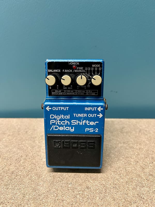 Boss PS-2 Digital Pitch Shifter Delay | Reverb France