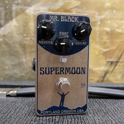 Mr. Black Supermoon Chrome - Relic Music Exclusive Navy / Gold Sparkle image 1