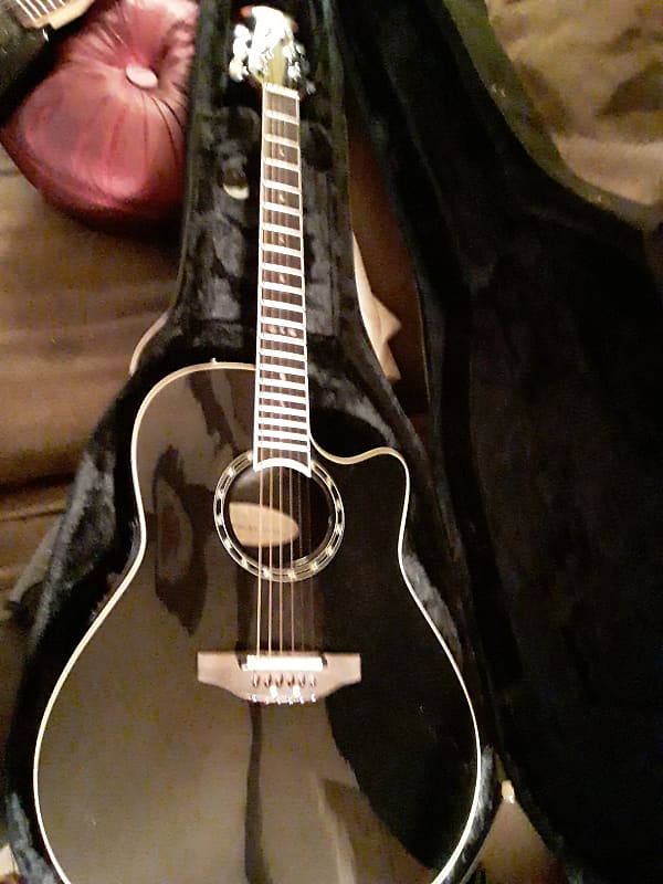 Ovation Standard Balladeer Model 1861 AX5 Black Reverb