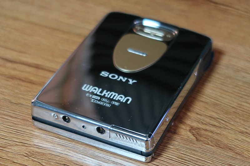 Sony WM-EX1HG Walkman + Accessories | Reverb France