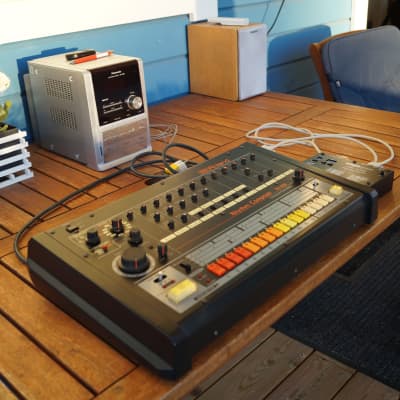 Roland TR-808 with MIDI image 2