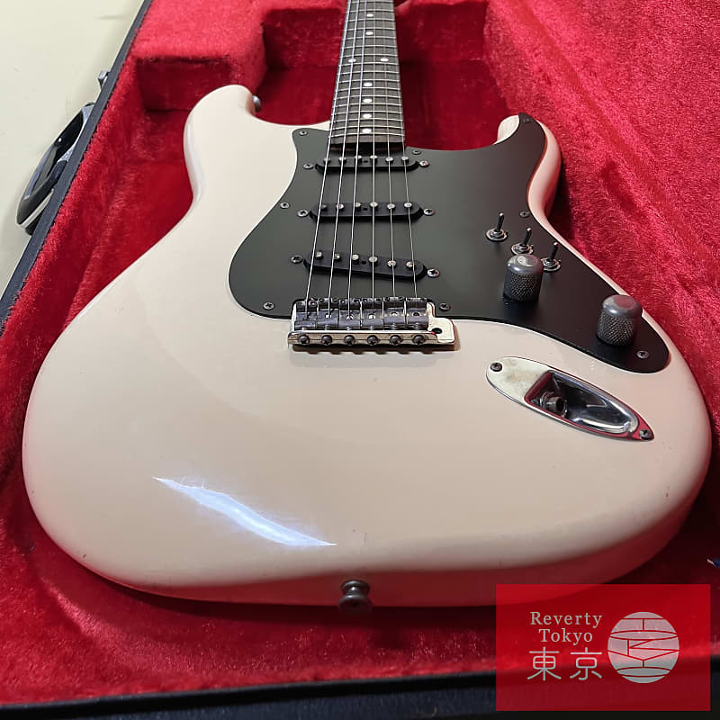 国内外の人気集結！ Beck Jeff Squier JV Rare! Super Stratocaster in Made 1982 ギター