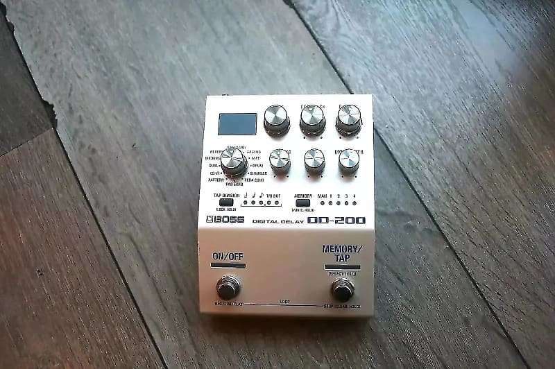 BOSS "DD-200 Digital Delay" image 1