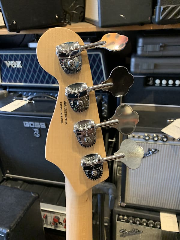 Fender Flea Artist Series Signature Active Jazz Bass 2018