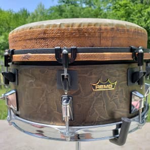 Remo mondo top snare drum