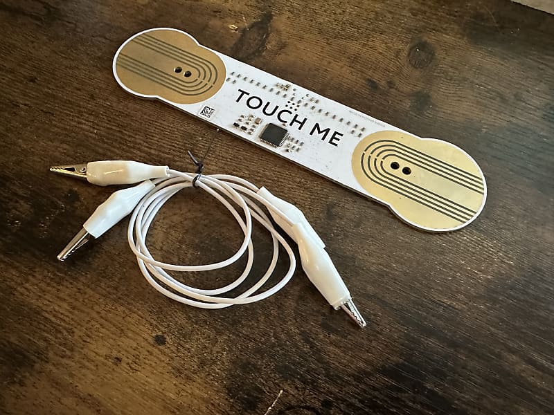 Playtronica MIDI CONTROLLER TOUCHME Reverb