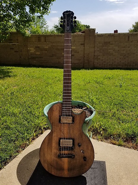 Epiphone baritone guitar deals