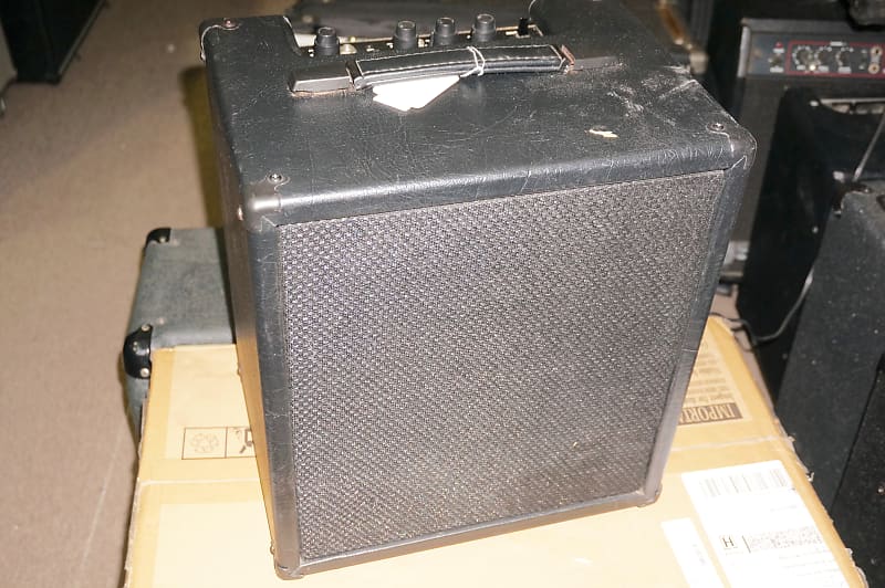 PolyTone MiniBrute II 2 Jazz Guitar Combo Amplifier Black Reverb