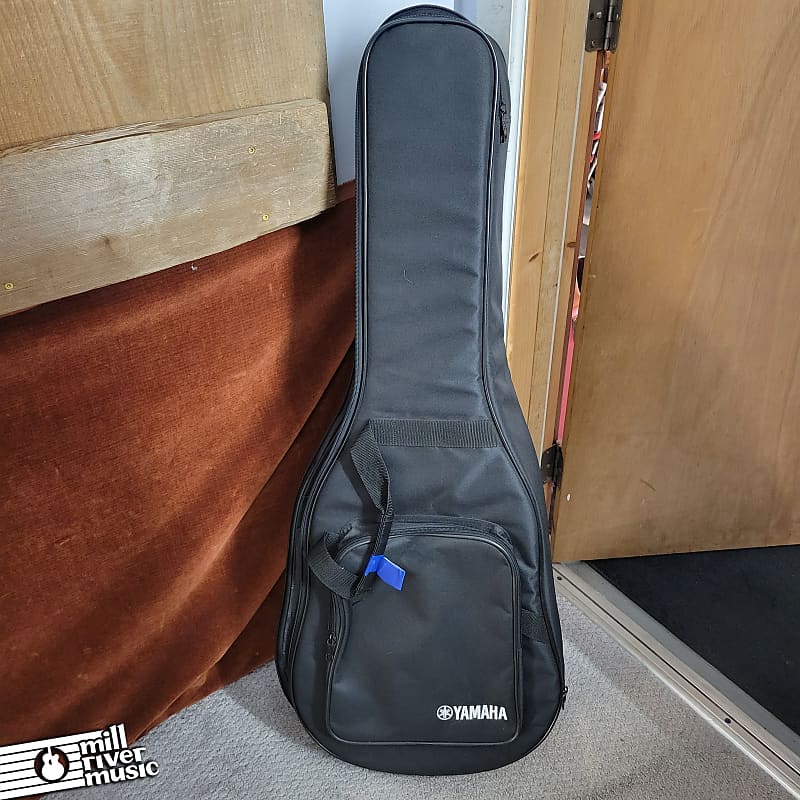Yamaha Classical Acoustic Guitar Gig Bag Used
