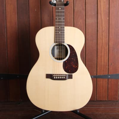 Martin 000-X2E Acoustic-Electric Guitar With Gigbag image 2