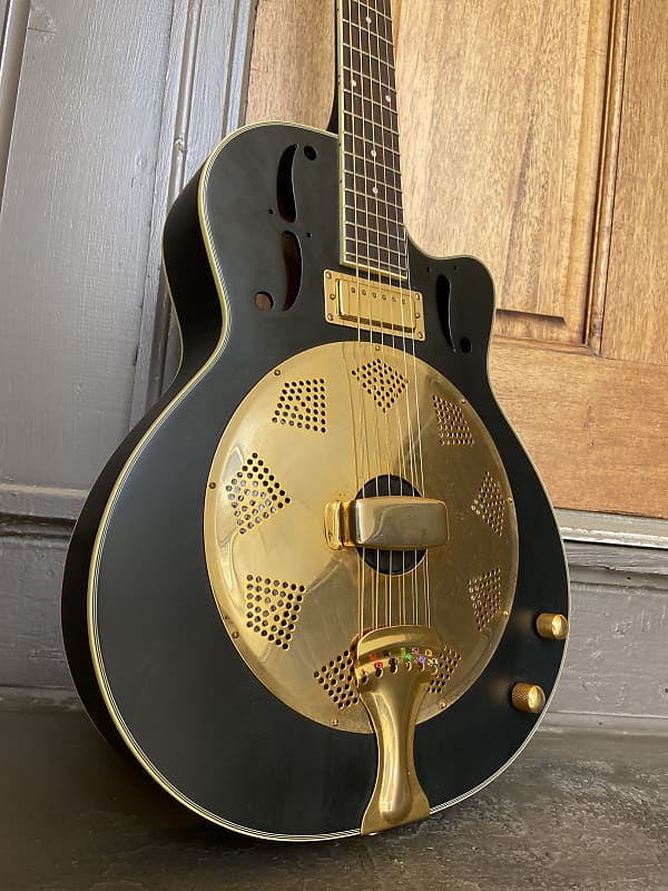 早割シーズン券 Dean Satin Humbucker Mini with Electric Acoustic Resonator ワイン
