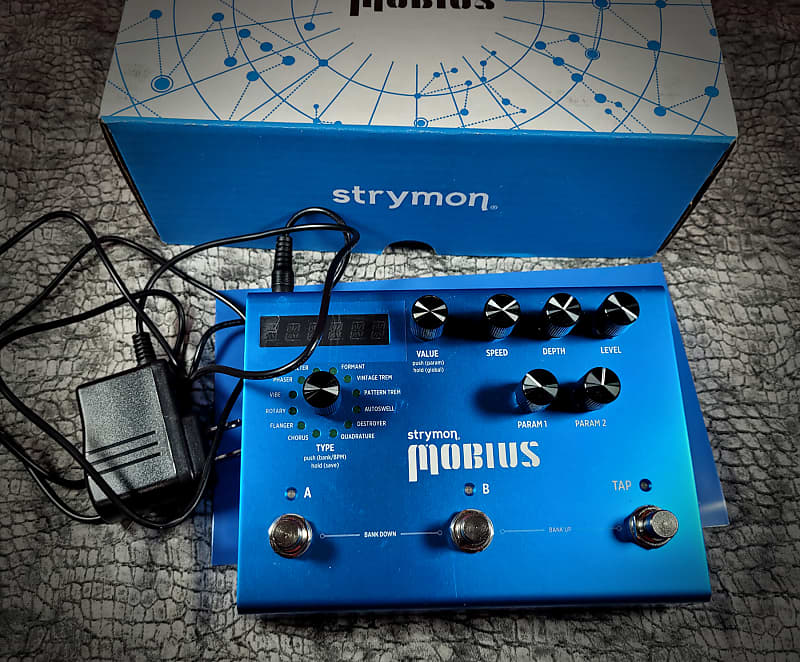 Strymon Mobius