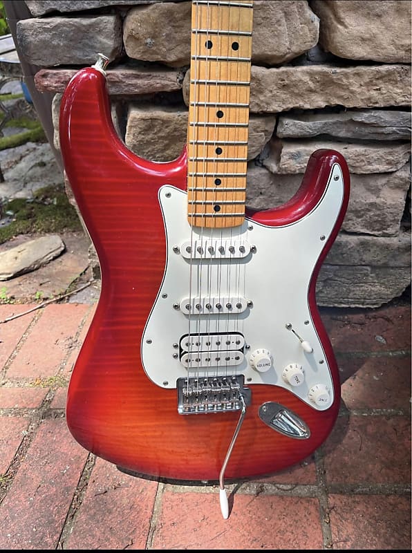 Fender Standard Stratocaster HSS Plus Top 2013 - 2017 | Reverb