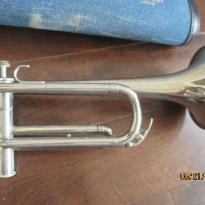 Yamaha YTR-135 Silver trumpet with case and mouthpiece. | Reverb Yamaha YTR-135 Silver trumpet with case and mouthpiece. | Reverb