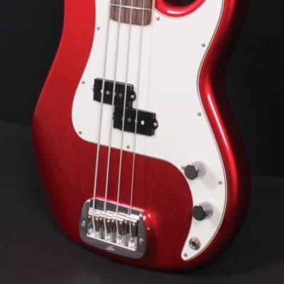 G&L LB-100 Bass USA Candy Apple Red Metallic image 4