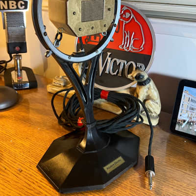 Super Rare Vintage 1920's Reisz-Marconi type Carbon