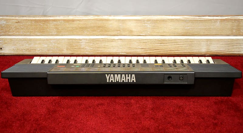 鍵盤楽器 YAMAHA PSS-380 1989 Yamaha PSS-380 PortaSound Vintage Digital Synthesizer