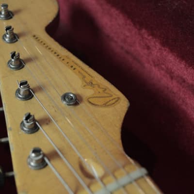 Rizzato's®️ Handmade '50s Stratocaster® Two Tone Sunburst Relic Finish | Case Included image 12