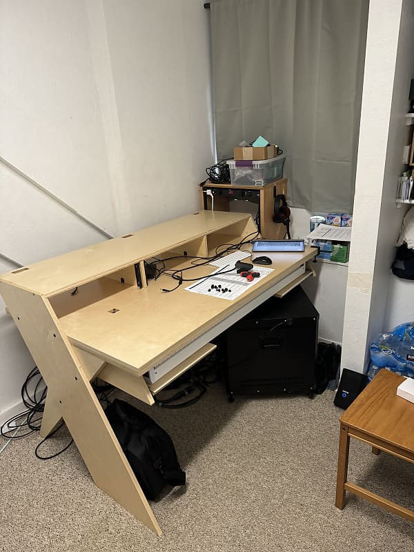 Output Platform Desk 2021 with Keyboard Tray Reverb