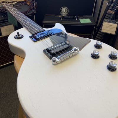 Gibson Les Paul Special Tribute Humbucker 2022 - Present - Worn White w/ Gibson GigBag image 10
