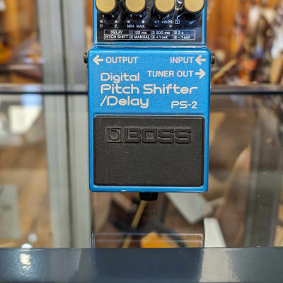 Boss PS-2 Digital Pitch Shifter Delay | Reverb Canada