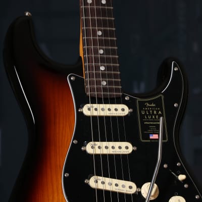 Fender Ultra Luxe Stratocaster, Rosewood Fingerboard, 2-Color Sunburst image 3