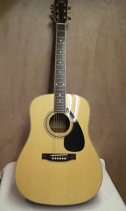 Yamaha fd02 shop acoustic guitar