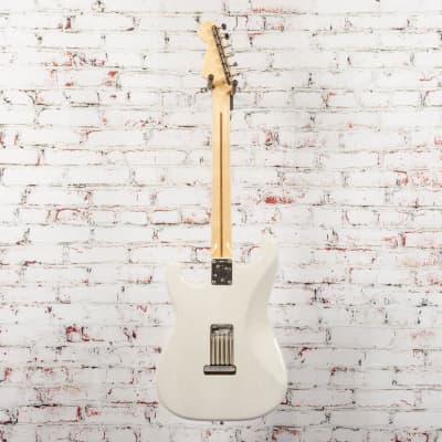 Fender Eric Johnson Stratocaster®, Maple Fingerboard, White Blonde image 9