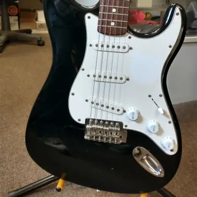 2000 Fender Stratocaster   Parts-Strat - Great Guitar Here! image 2