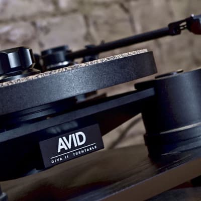 AVID HI Fi DIVA II - Black Turntable - NEW! image 2
