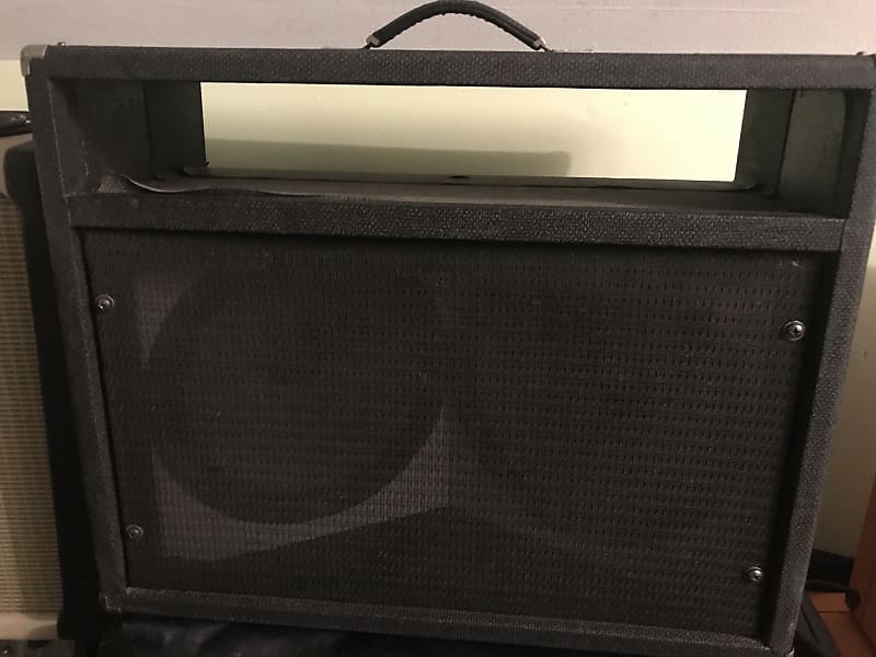 Sunn Beta lead 2x12 cabinet 70’s Black Tolex | Reverb