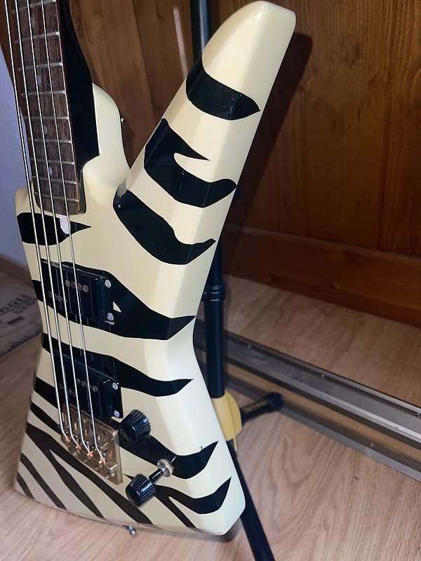 Aria Pro Ⅱ ZZB Deluxe Tiger Zebra Stripe Aria Pro II ZZB Deluxe Bass 80's Tiger Zebra Stripe | Reverb