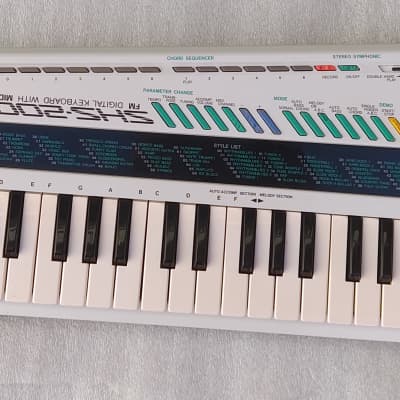 YAMAHA SHS-200 FM Digital Keyboard with MIDI Keytar