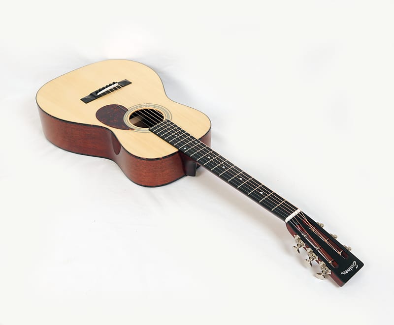 Eastman E10P Mahogany Adirondack Parlor #05369 @ LA Guitar Sales image 1
