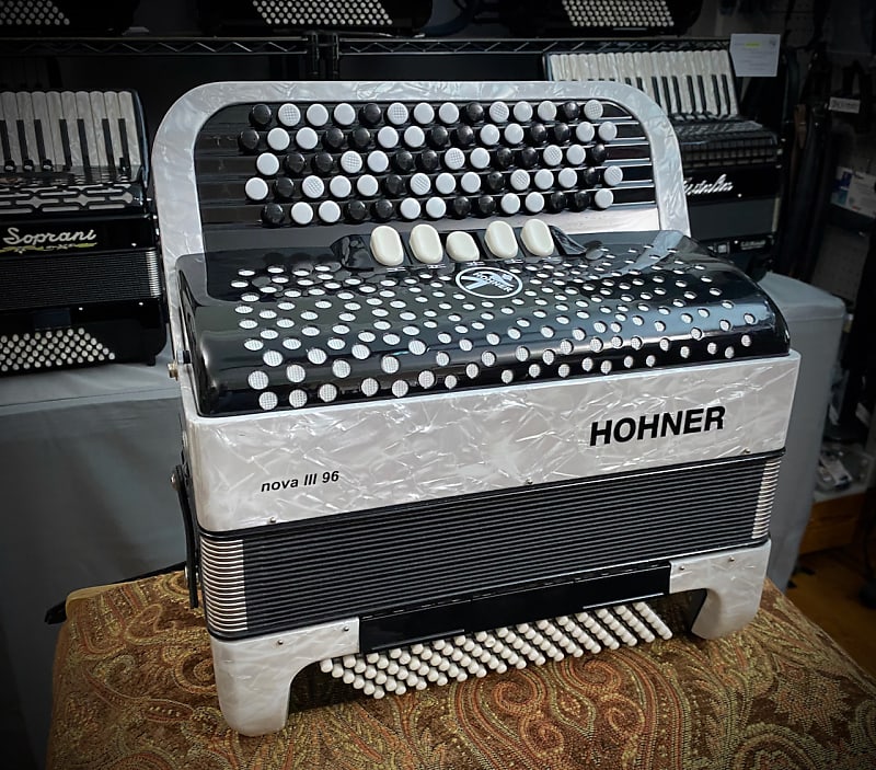 Hohner Nova III 96 Chromatic Button Accordion, Bsystem, Reverb
