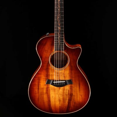 Taylor C62e 12-Fret Grand Concert Hawaiian Koa - Shaded Edgeburst