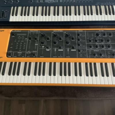 Studiologic Sledge 2.0 Polyphonic Virtual Analog Synthesizer 2010s - Yellow / Black