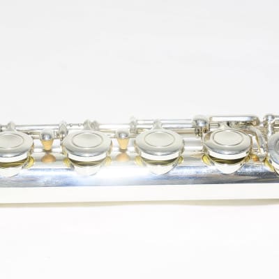 Yamaha YFL-411 II Silver Tube E-Mechanism Flute RefNo 1350 image 7