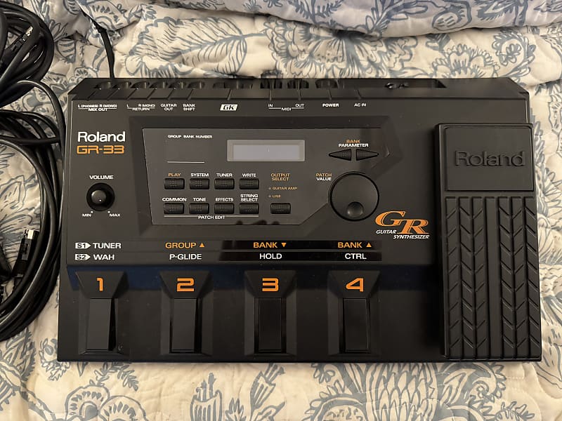 Roland GR-33