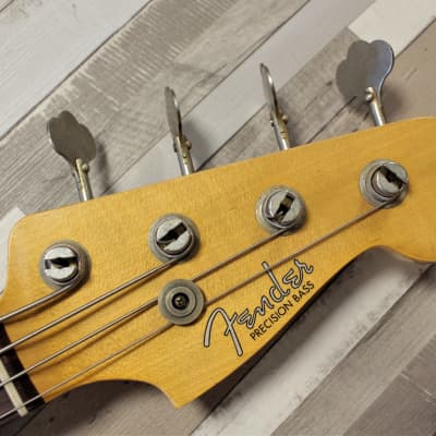 Fender Time Machine 1963 Precision Bass Journeyman Relic -  Aged Daphne Blue image 11