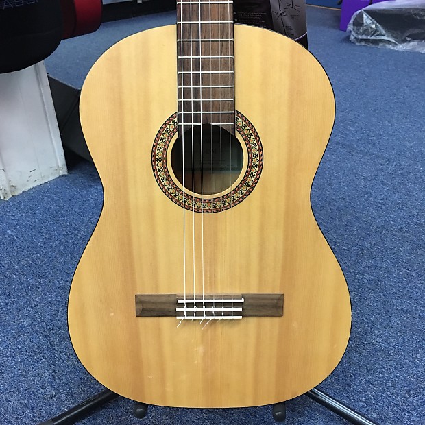 Yamaha c45m guitar top