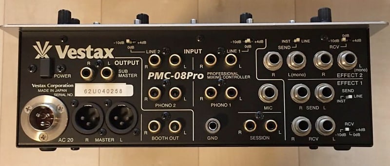 Vestax PMC 08 Pro Hybrid Digital Scratch Mixer W/Innofader