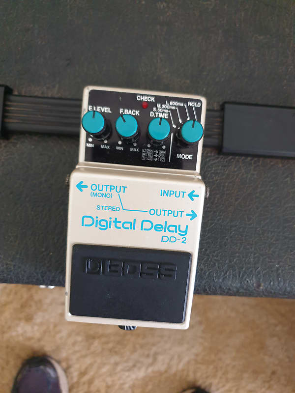 Boss DD-2