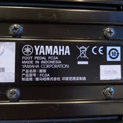 Yamaha FC3A Continuous Piano Style Sustain Pedal and FC4A  Sustain Pedal/Foot switch image 4