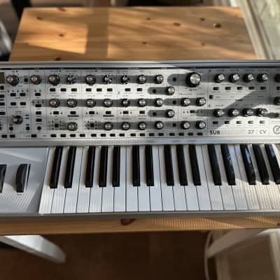 Moog Subsequent 37 CV Paraphonic Analog Synth 2010s - Gray