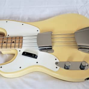 Left Handed 1971 Fender Tele Bass, 100% Original with OHSC, Investment Grade! image 2