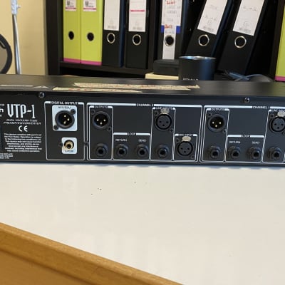 DigiTech VTP-1 Dual Vaccum Tube 2-channel Mic / Line Preamp & EQ