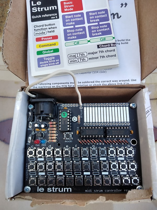 Sixty Four Pixels Le Strum Midi controller Reverb
