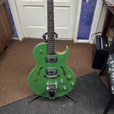 美品 The Loar LH-306T Green Bigsby搭載フルアコ 美品 The Loar LH