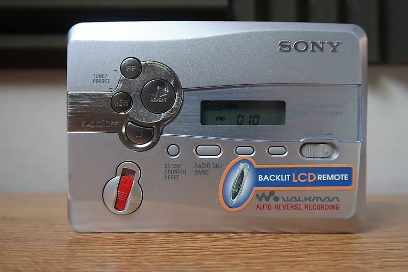 Sony WM-GX688 Walkman Radio/Recorder image 1